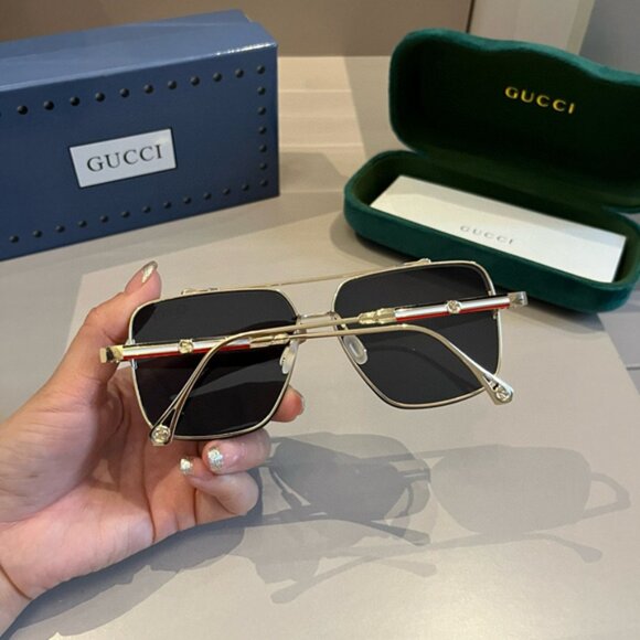 Gucci Women\'s Designer Sunglasses main image 8
